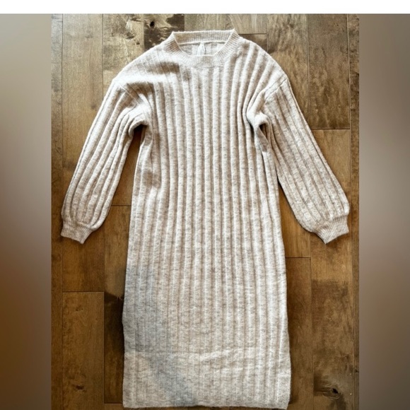 long wool dress - Picture 1 of 3